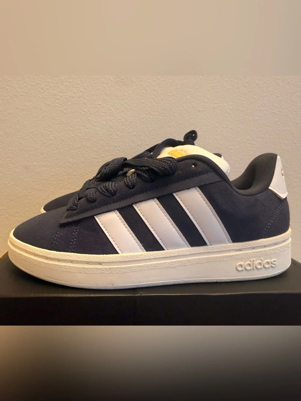 adidas Grand Court Alpha 00s Navy and White Suede Sneakers Size 6.5